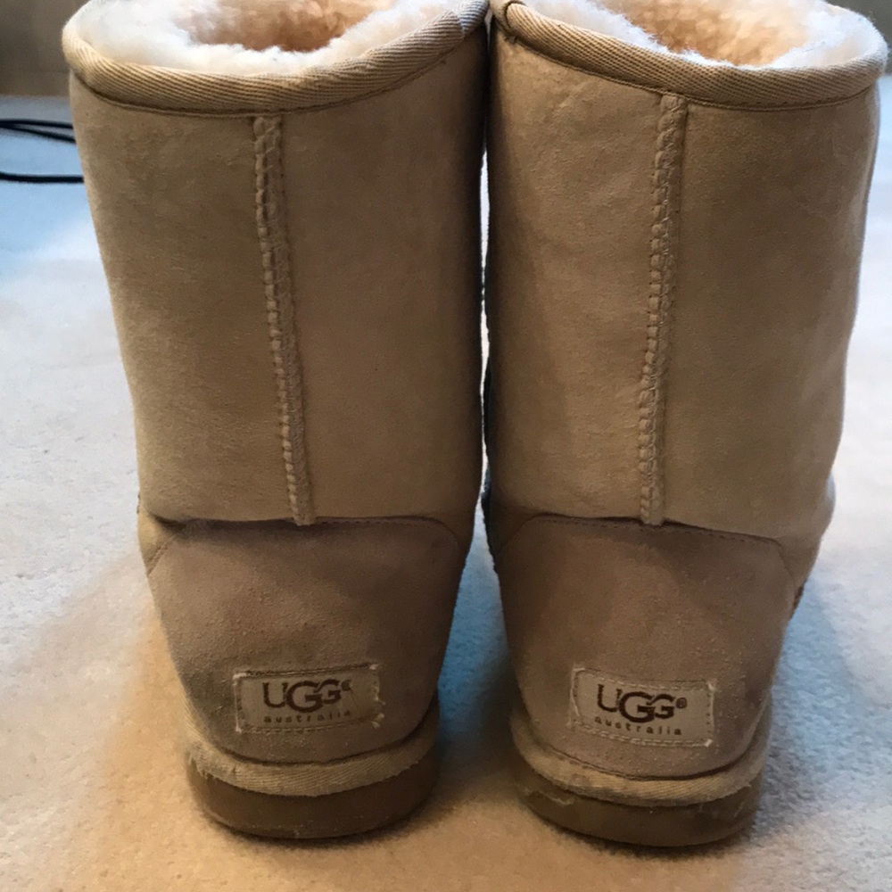 Ugg Classis Short Boots Size 10